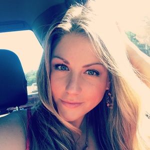 Meet your Posher, Dawn